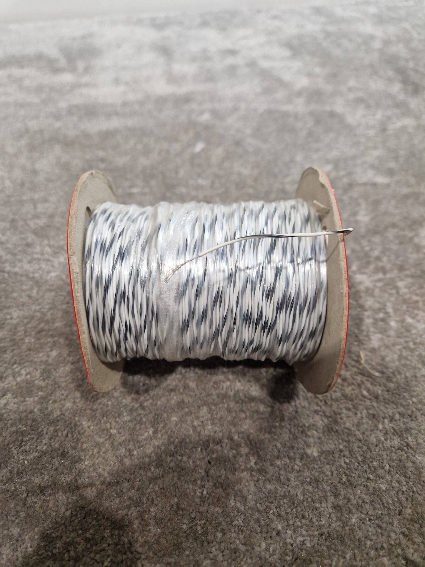 RS 7/0.2mm Equipment Wire Type 2 White And Black 100 Metres - Durable Insulation - Excellent