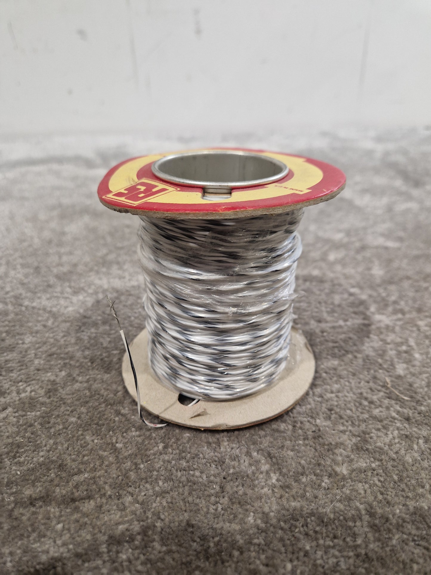 RS 7/0.2mm Equipment Wire Type 2 White And Black 100 Metres - Durable Insulation - Excellent