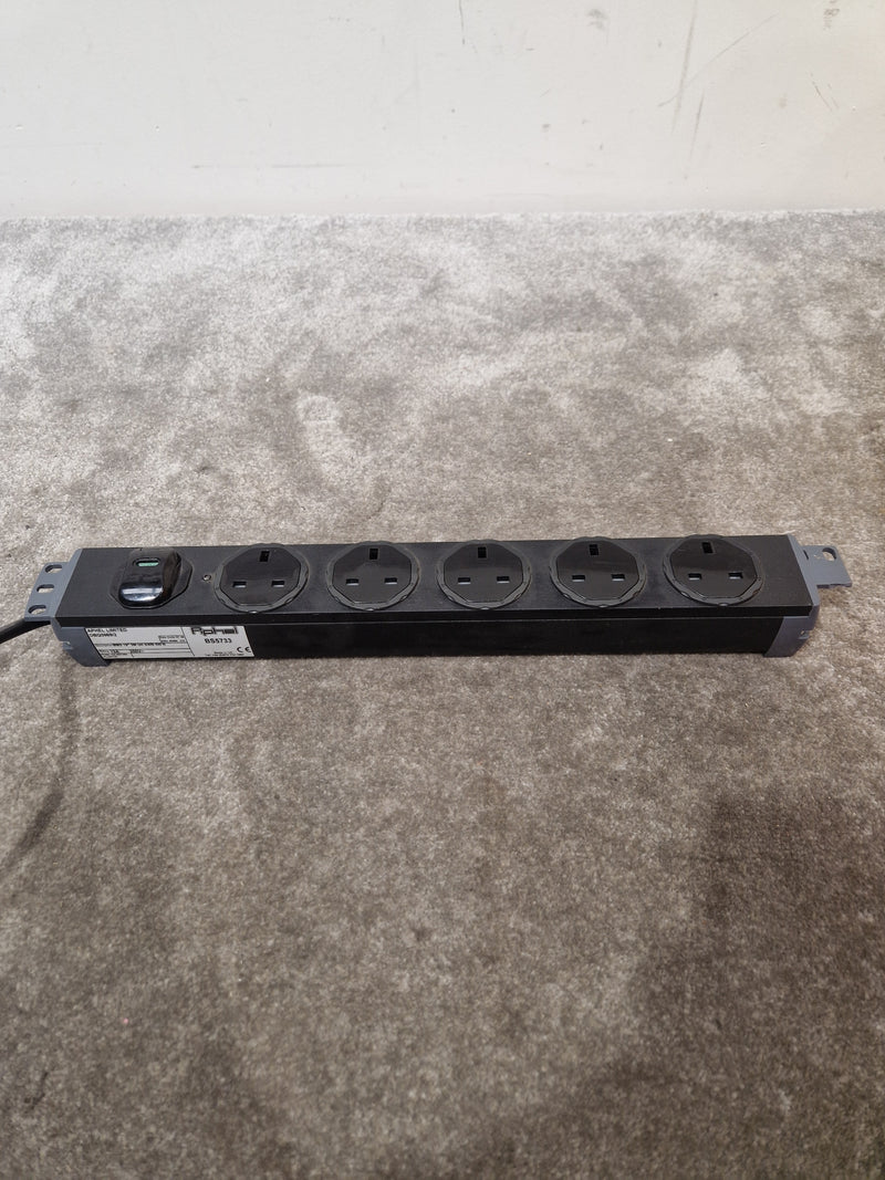 Aphel Limited MM3 19 Inch 3 Metres SWN-5W N Extension Lead 5 Gang - Heavy-Duty Power Strip - Excellent - Image 2