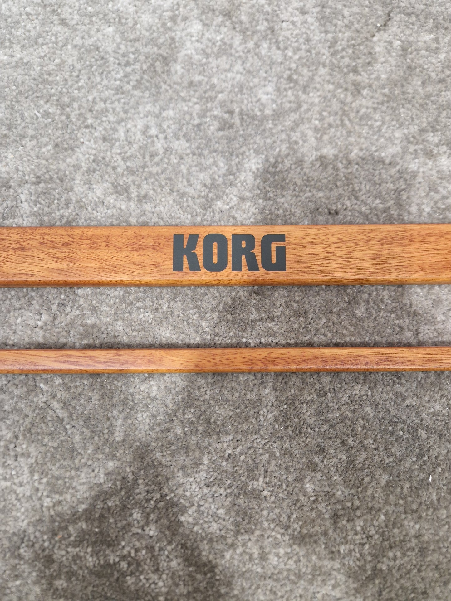 Korg Minologue XD-M Rear Wooden Plate - Premium Wooden Finish - Excellent