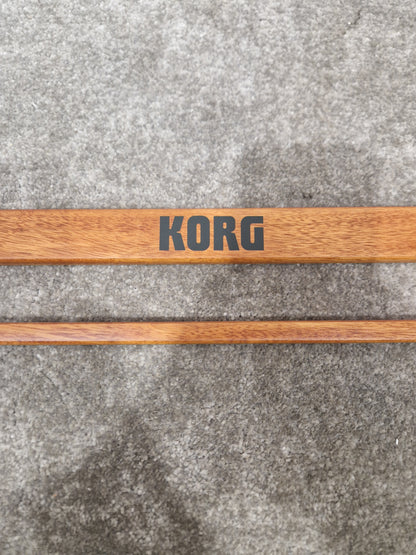 Korg Minologue XD-M Rear Wooden Plate - Premium Wooden Finish - Excellent