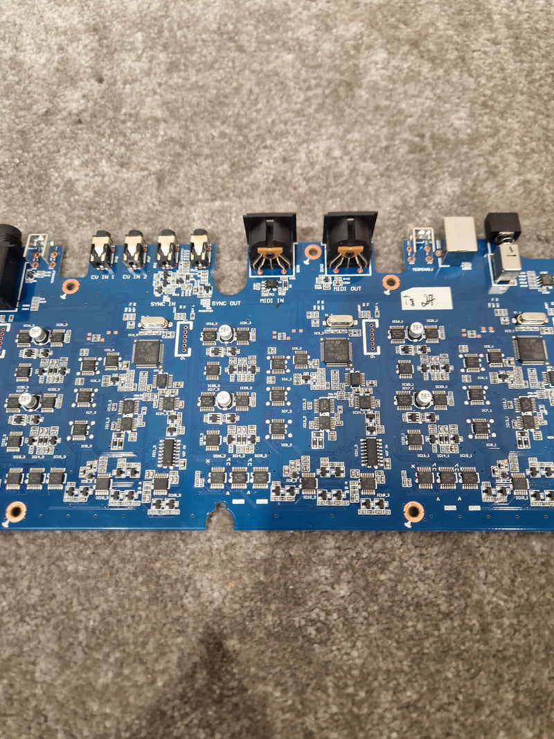 Korg Minologue XD-M Bottom Mother Board - Synthesizer Component - Excellent - Image 7