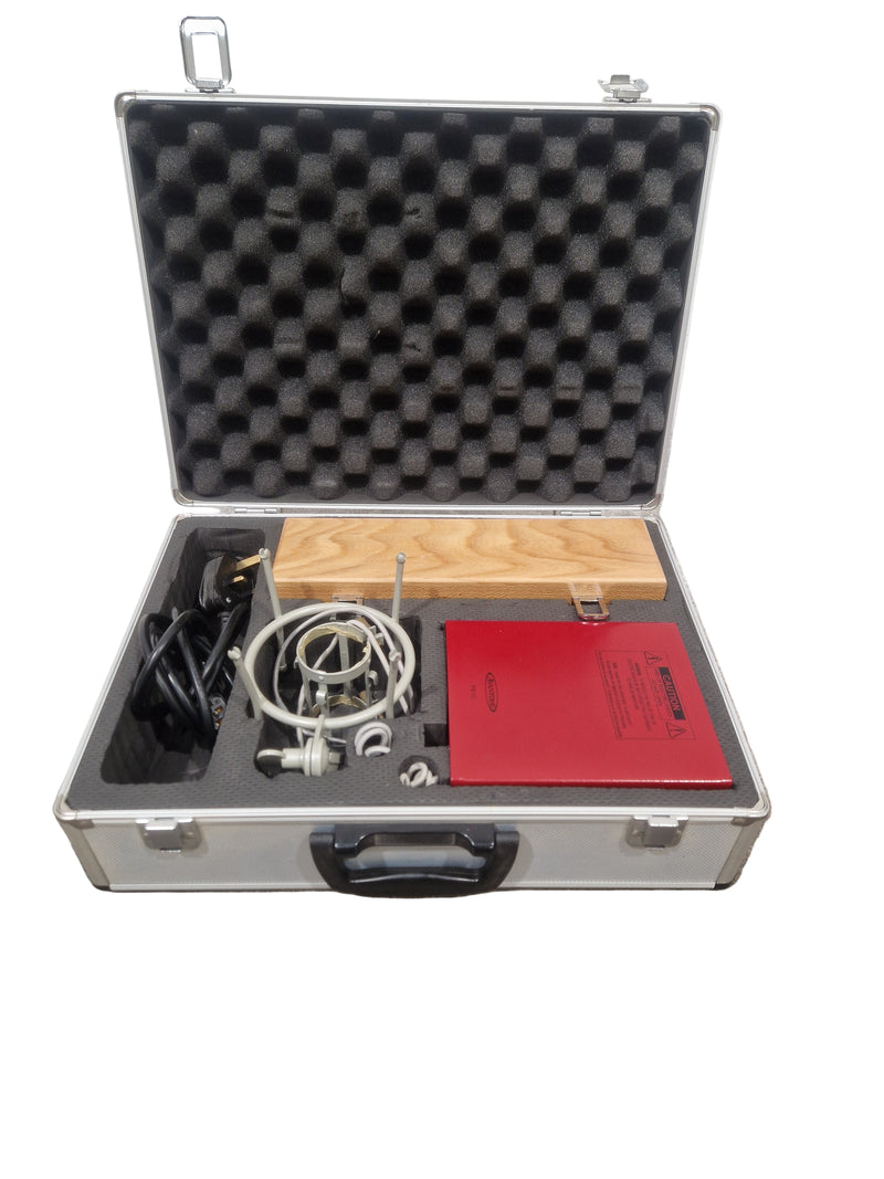 Avantone PS12 And CV-12 - Studio Condenser Microphone - Excellent w/ Hard Case & Microphone Hard case - Image 1