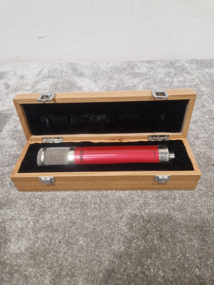 Avantone PS12 And CV-12 - Studio Condenser Microphone - Excellent w/ Hard Case & Microphone Hard case