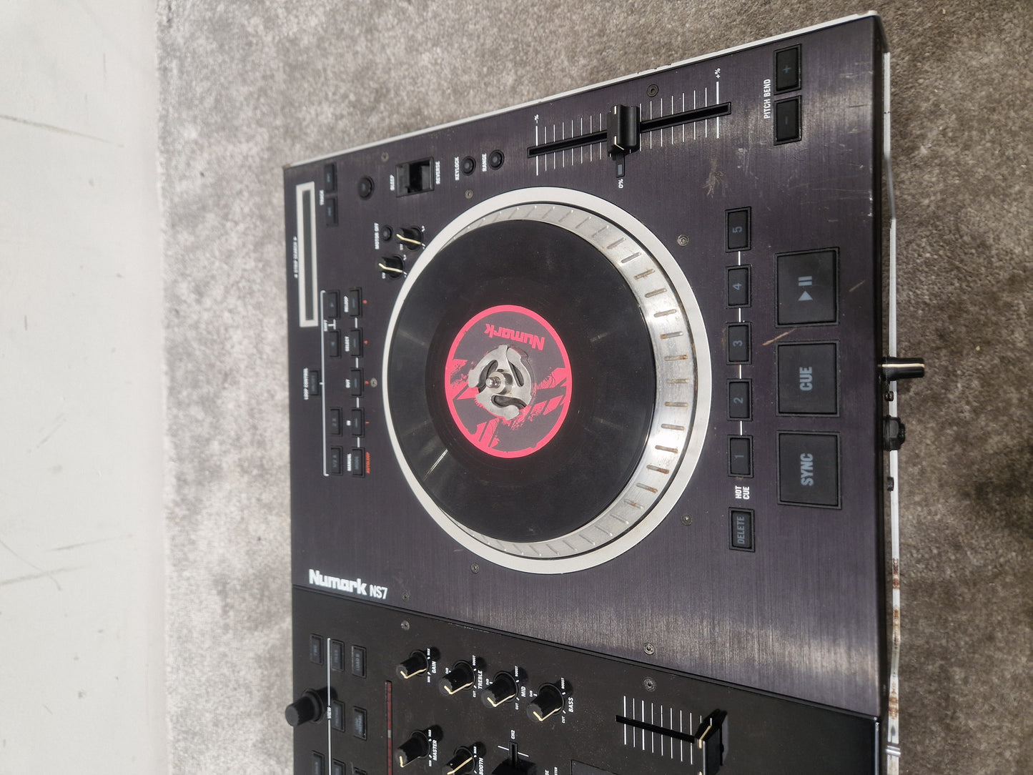 Numark NS7 - Motorized DJ Controller - Very Good