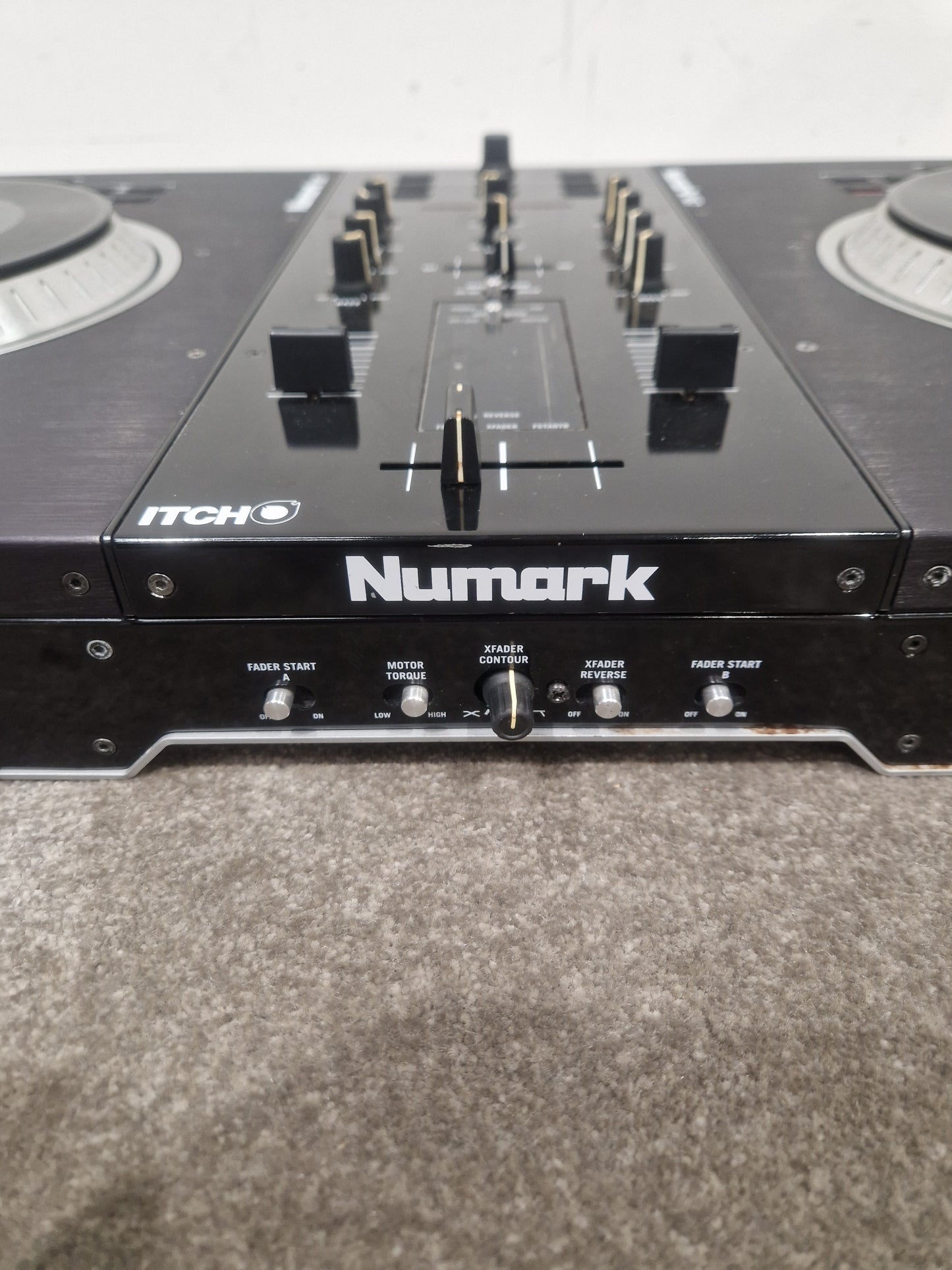 Numark NS7 - Motorized DJ Controller - Very Good