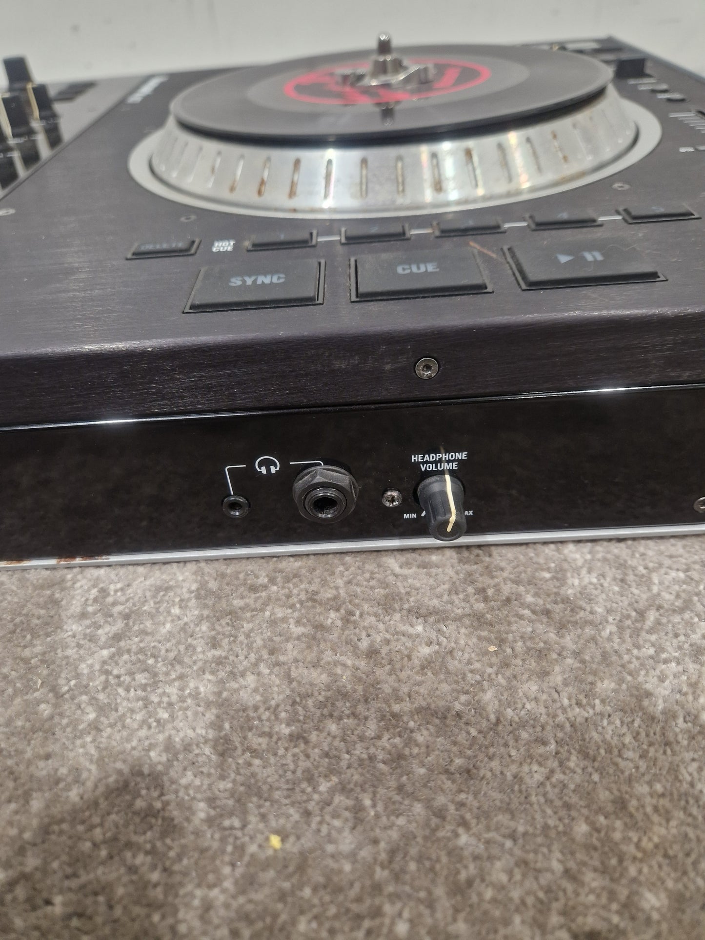 Numark NS7 - Motorized DJ Controller - Very Good