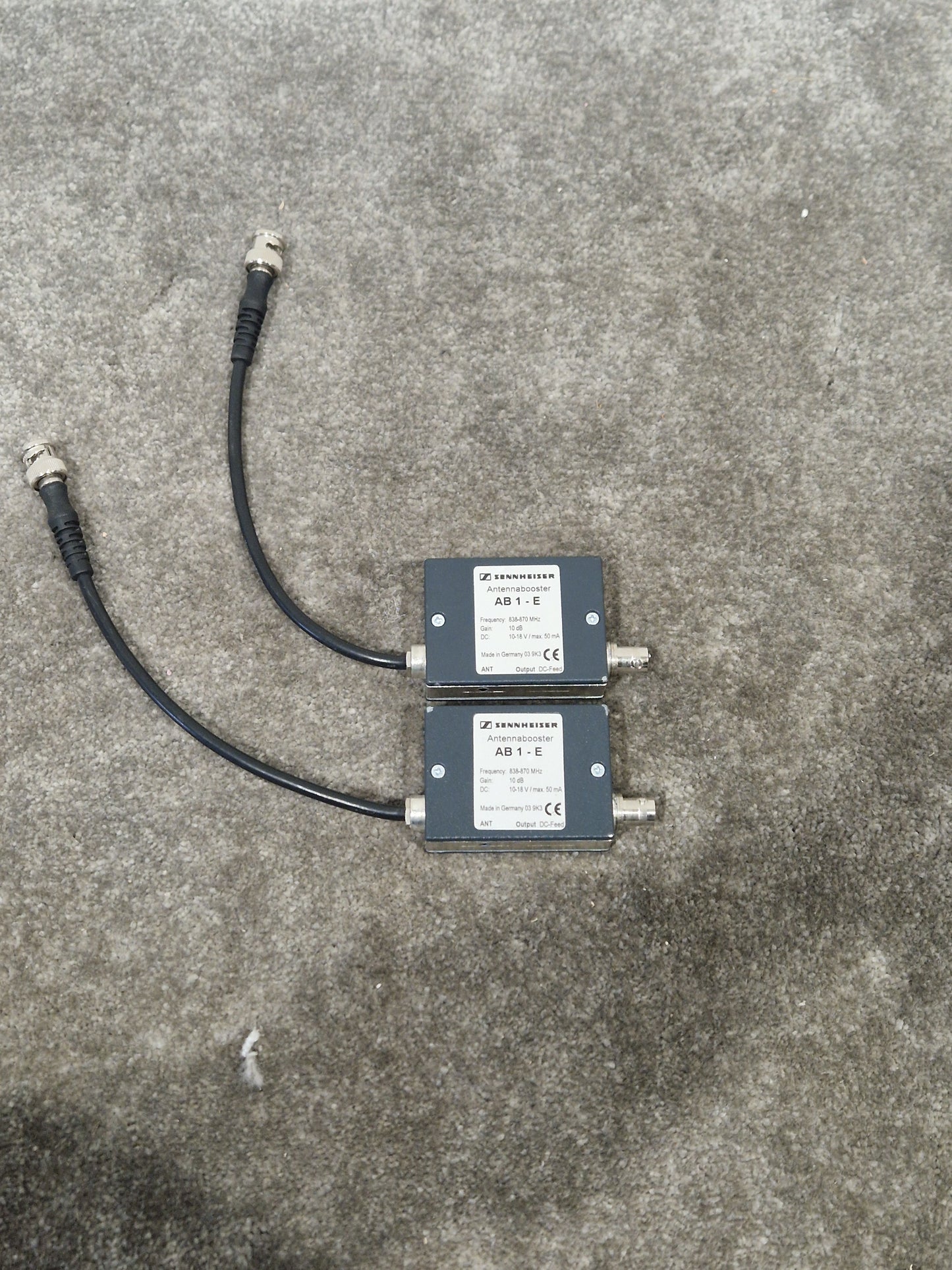 Sennheiser AB1-E Antennabooster Pair - Signal Amplification - Excellent