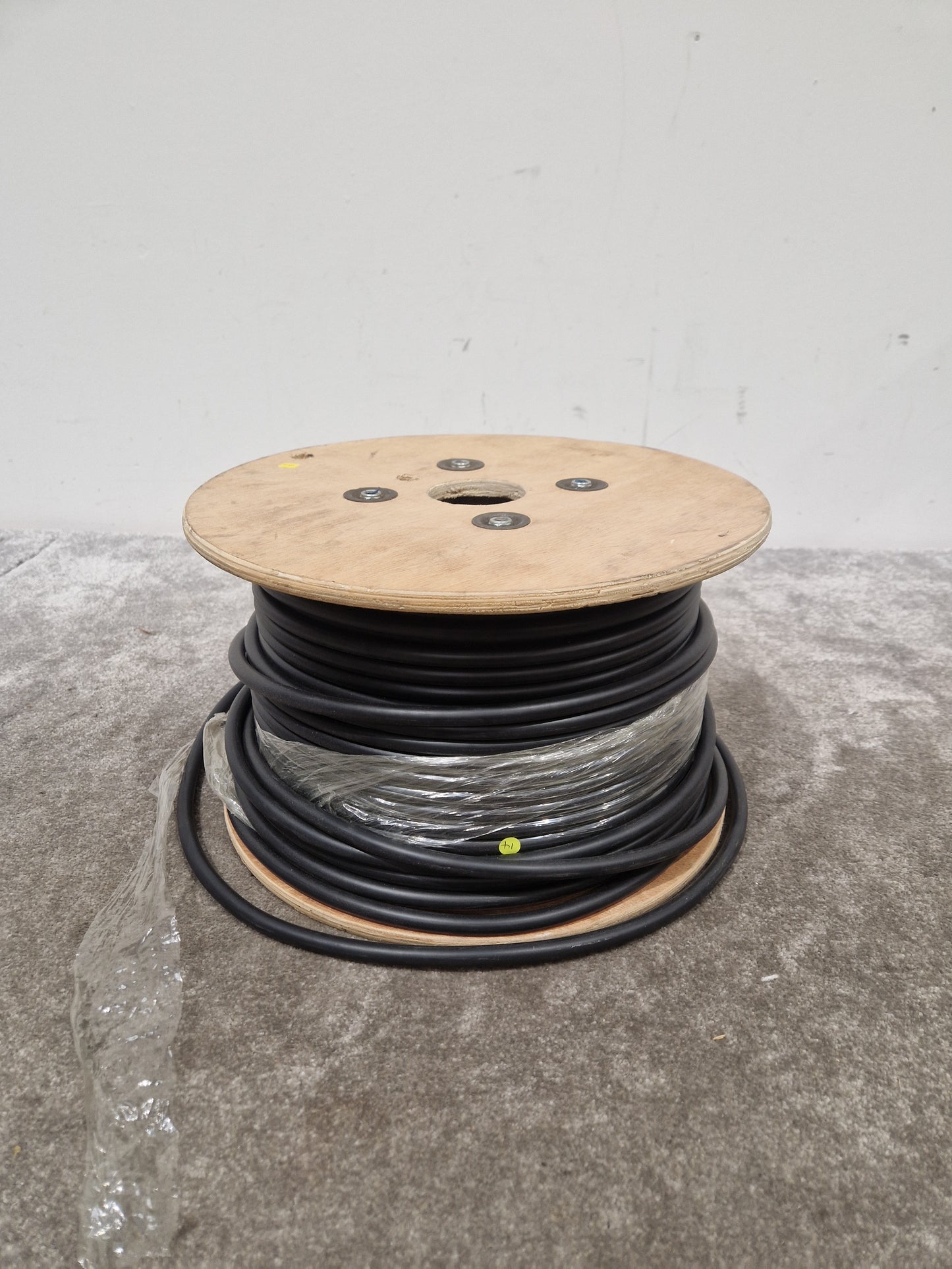 Unbranded Equipment Wire 200 Metres Black - High-Durability Cable - Excellent