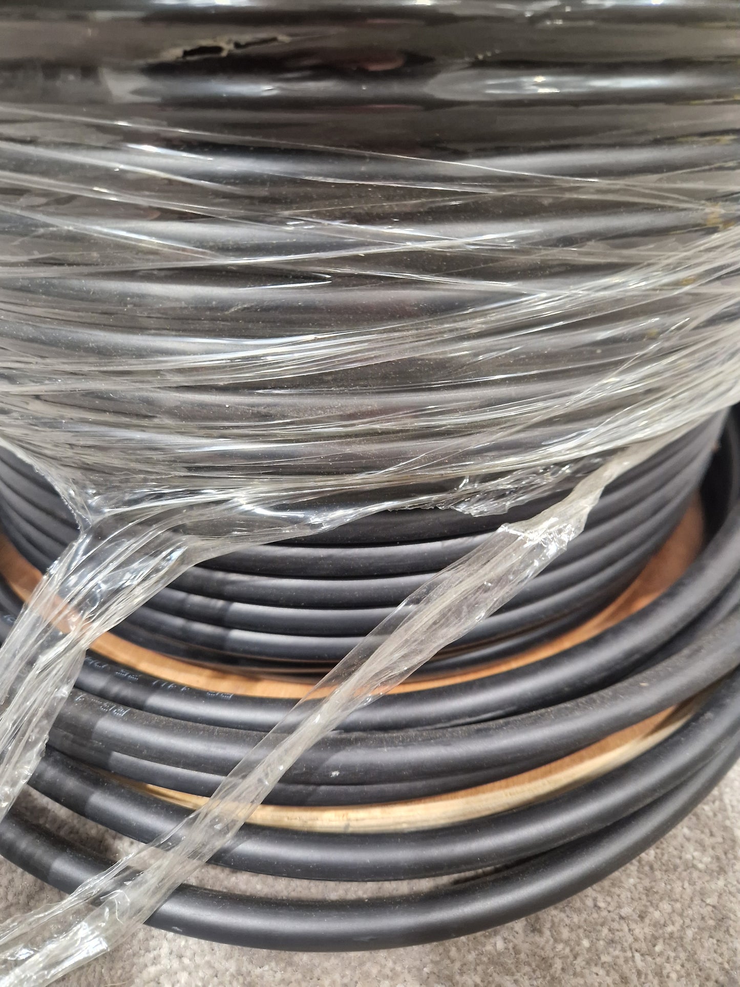 Unbranded Equipment Wire 200 Metres Black - High-Durability Cable - Excellent