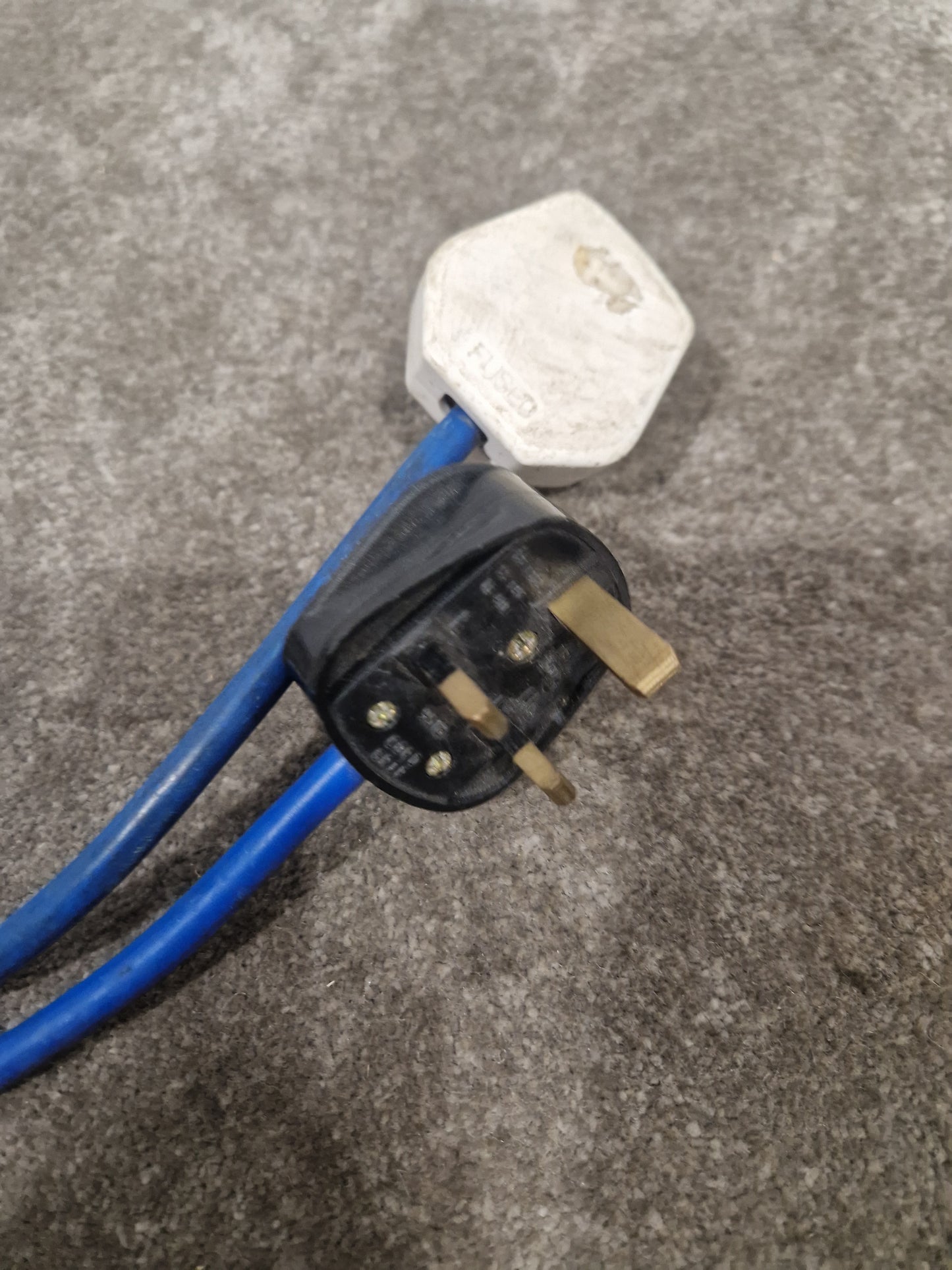 CAI UK-13A TO-16A Fly Lead Converter Pair 3FT - Electrical Adapter - Very Good