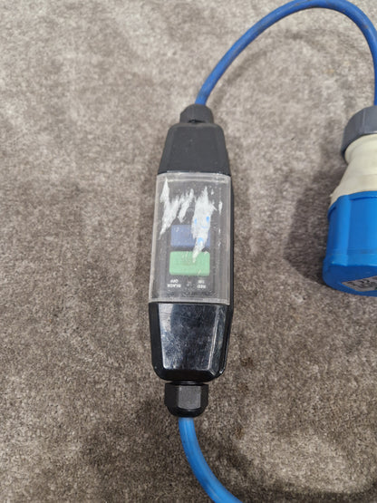 16 AMP 240V Plug Test Socket - Industrial Testing Device - Good