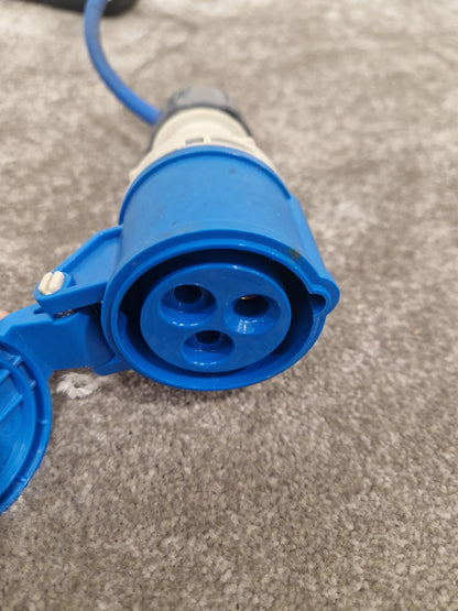 16 AMP 240V Plug Test Socket - Industrial Testing Device - Good