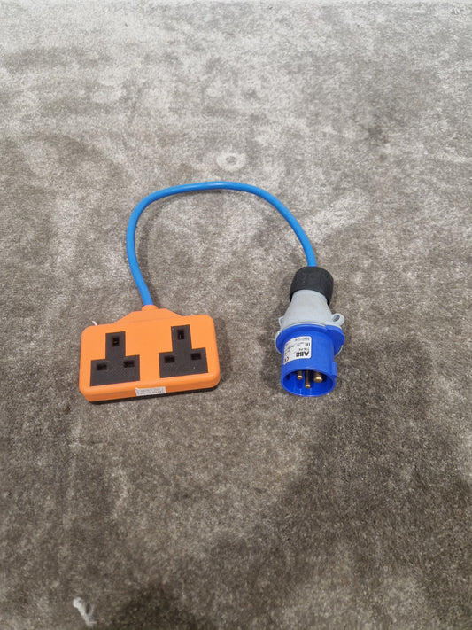 16A Cable TO-13 A Socket Fly Lead 2 Gang - Electrical Connector Cable - Very Good