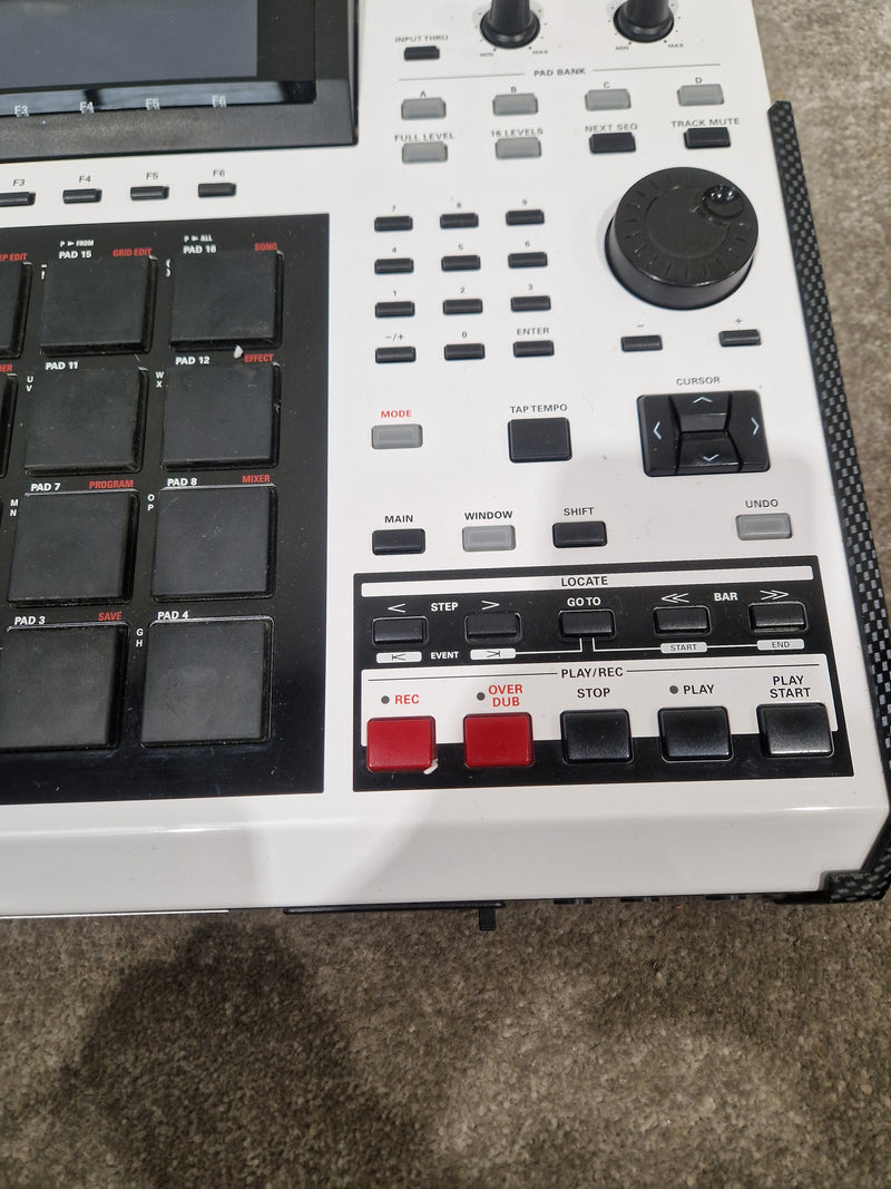 Akai MPC 2500 Special Edition - Professional Music Production Station - Excellent w/ Original Box & Power Supply - Image 9