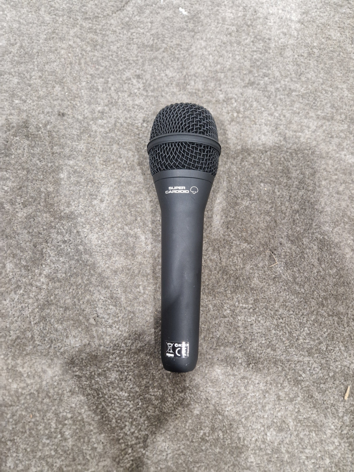 Peavey PVM-50 - Dynamic Vocal Microphone - Excellent w/ Hard Case