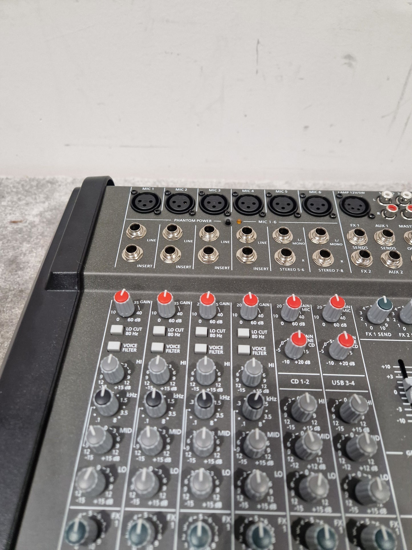 Leicozic PM600-3 Professional Powered Mixer Console - 8-Channel Mixer - Excellent w/ Power Supply