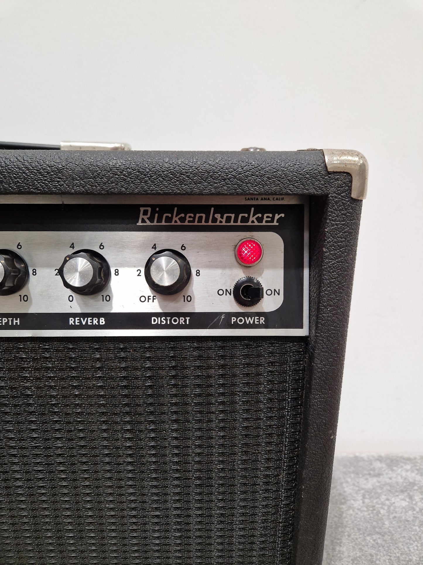 Rickenbacker TR25 - 25W Solid-State Combo Amp - Good w/ Power Supply