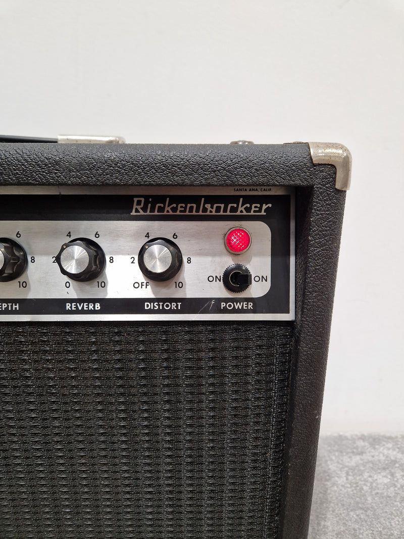 Rickenbacker TR25 - 25W Solid-State Combo Guitar Amp - Good w/ Power Supply - Image 3