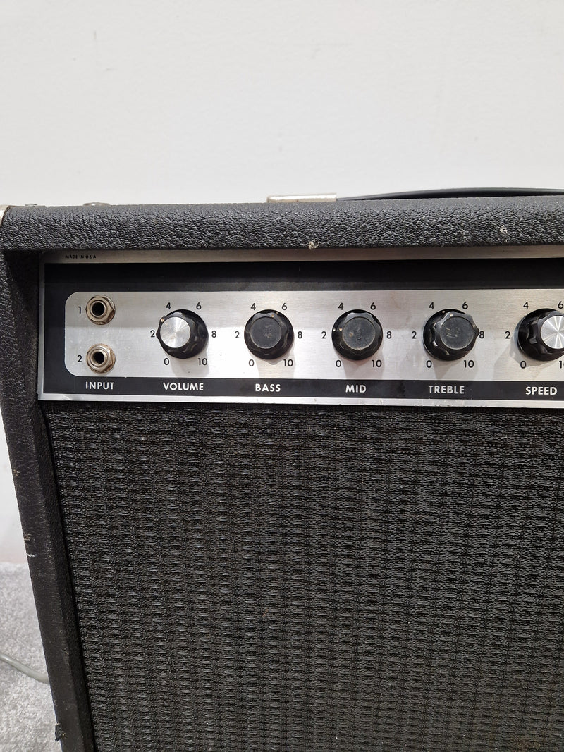 Rickenbacker TR25 - 25W Solid-State Combo Guitar Amp - Good w/ Power Supply - Image 5