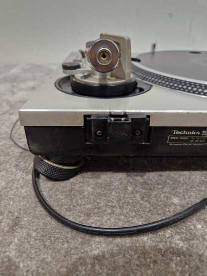 Technics SL-1200 MK2-A - Direct Drive Turntable - Good w/ Power Supply
