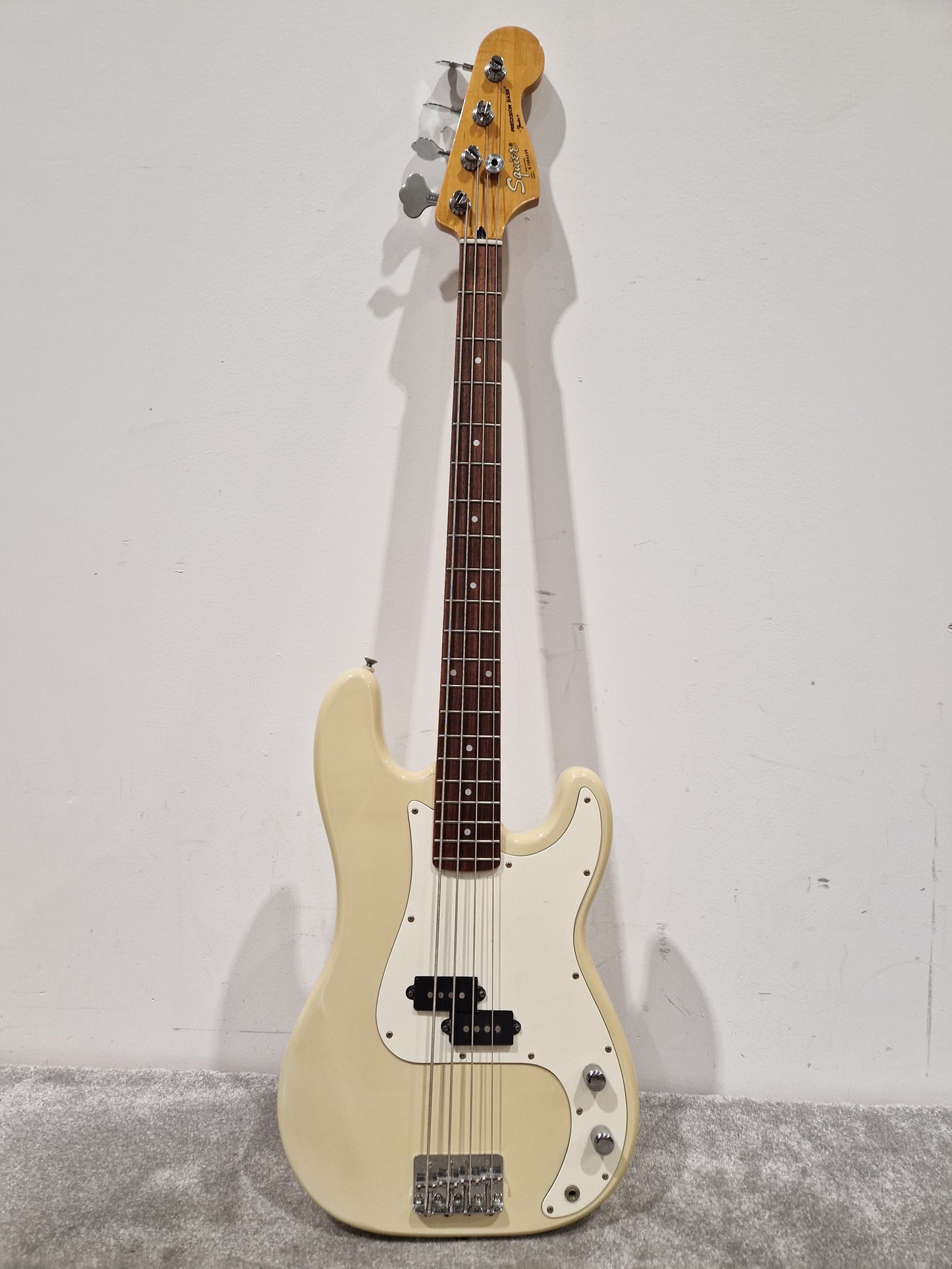 Squier Precision Bass by Fender. Serial S1064338. Made in Korea - Excellent w/ Full Setup