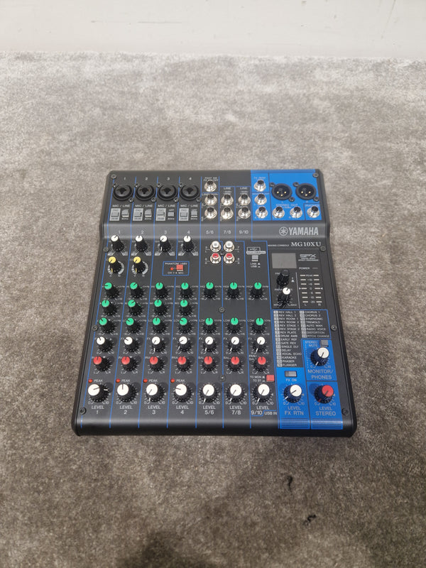 Yamaha MG10XU - 10-Channel Mixer w/ FX - Excellent w/ Soft Case