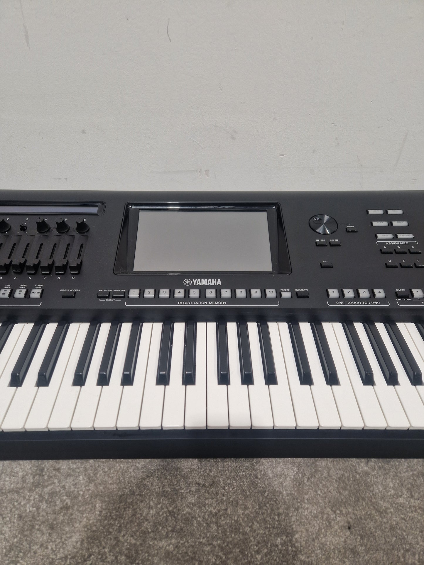 Yamaha Genos - Digital Workstation Keyboard - Excellent w/ Soft Case & Keyboard Pedal