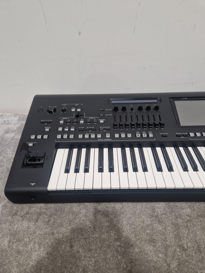 Yamaha Genos - Digital Workstation Keyboard - Excellent w/ Soft Case & Keyboard Pedal - Image 4