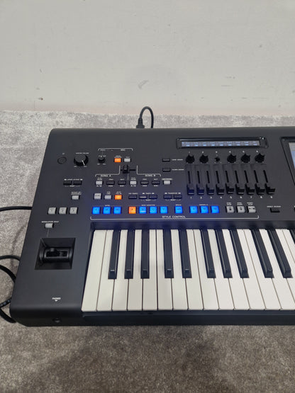 Yamaha Genos - Digital Workstation Keyboard - Excellent w/ Soft Case & Keyboard Pedal
