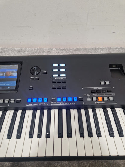 Yamaha Genos - Digital Workstation Keyboard - Excellent w/ Soft Case & Keyboard Pedal