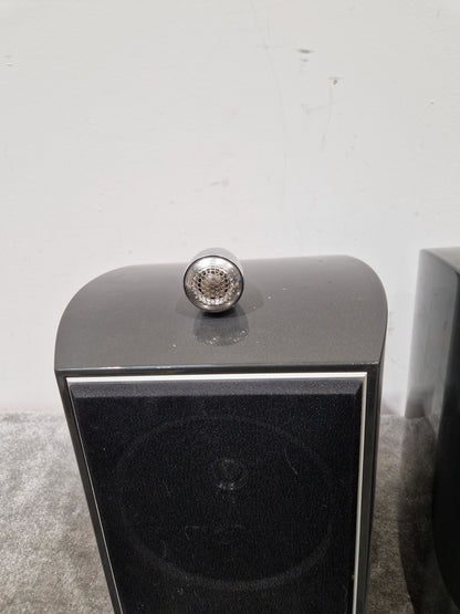 Kef XQ1 Pair - High-Fidelity Bookshelf Speakers - Excellent