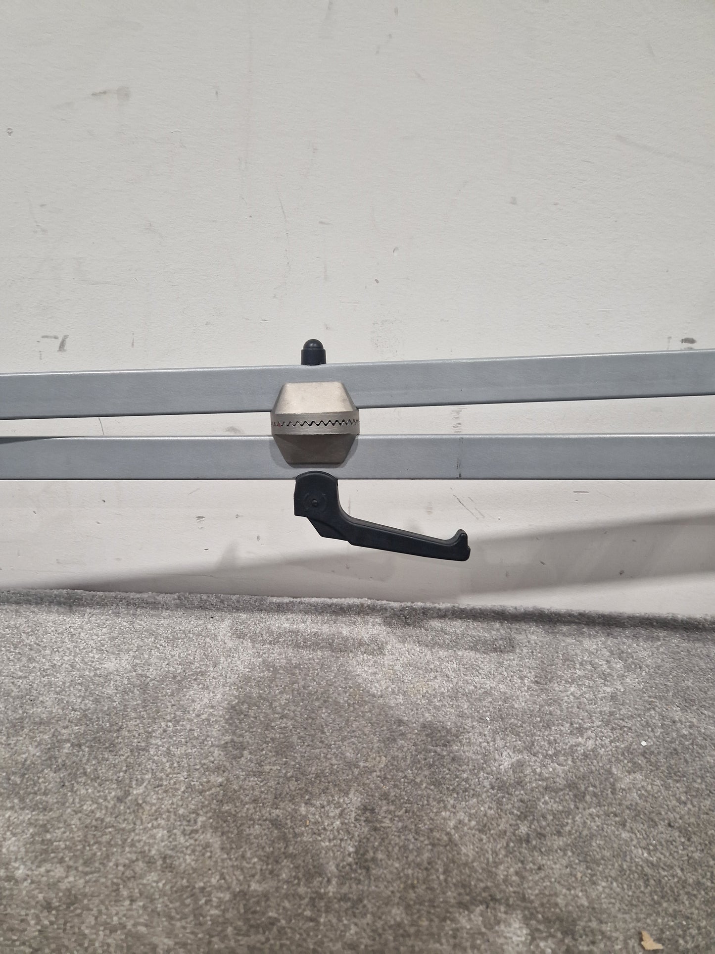 Meridian Stage Pro Keyboard Stand - Adjustable Height Design - Excellent w/ Original Box