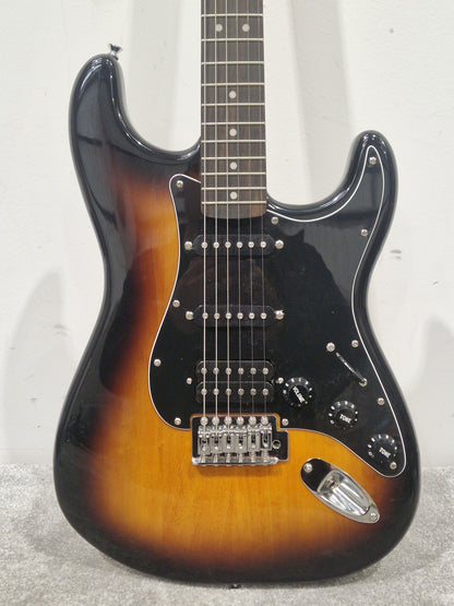 Fender Squier Strat Affinity - Classic Tone Electric Guitar - Excellent w/ Soft Case