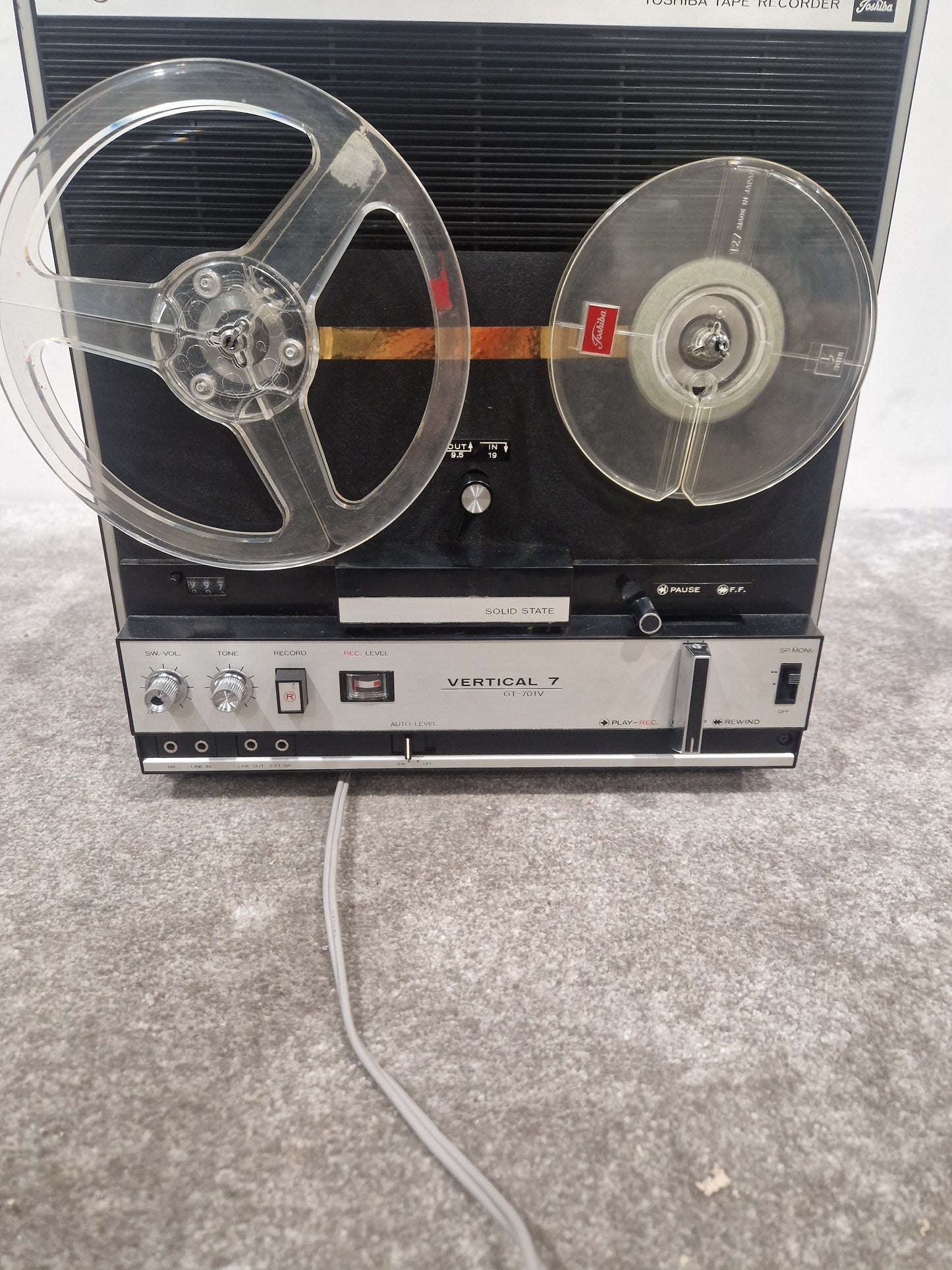 TOSHIBA GT-701V-9A - Vintage Cassette Deck - Spares or Repair