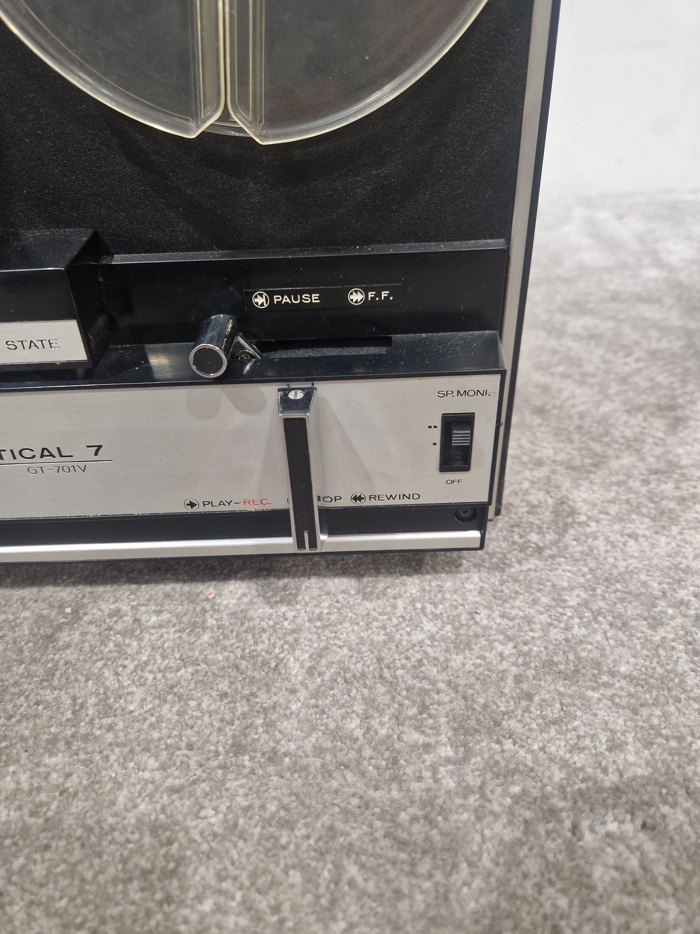 TOSHIBA GT-701V-9A - Vintage Cassette Deck - Spares or Repair