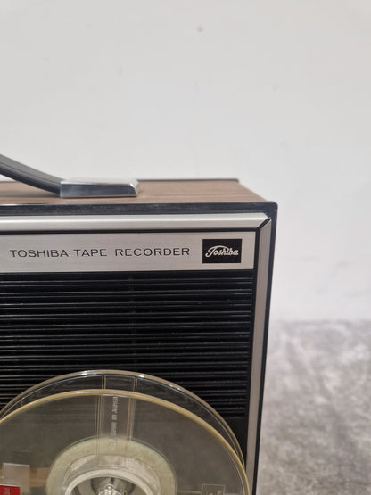 TOSHIBA GT-701V-9A - Vintage Cassette Deck - Spares or Repair