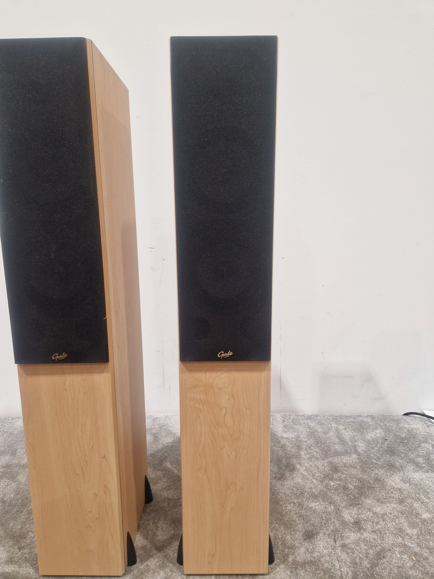 Gale 4040 40-Series Pair - High-Fidelity Speakers - Excellent