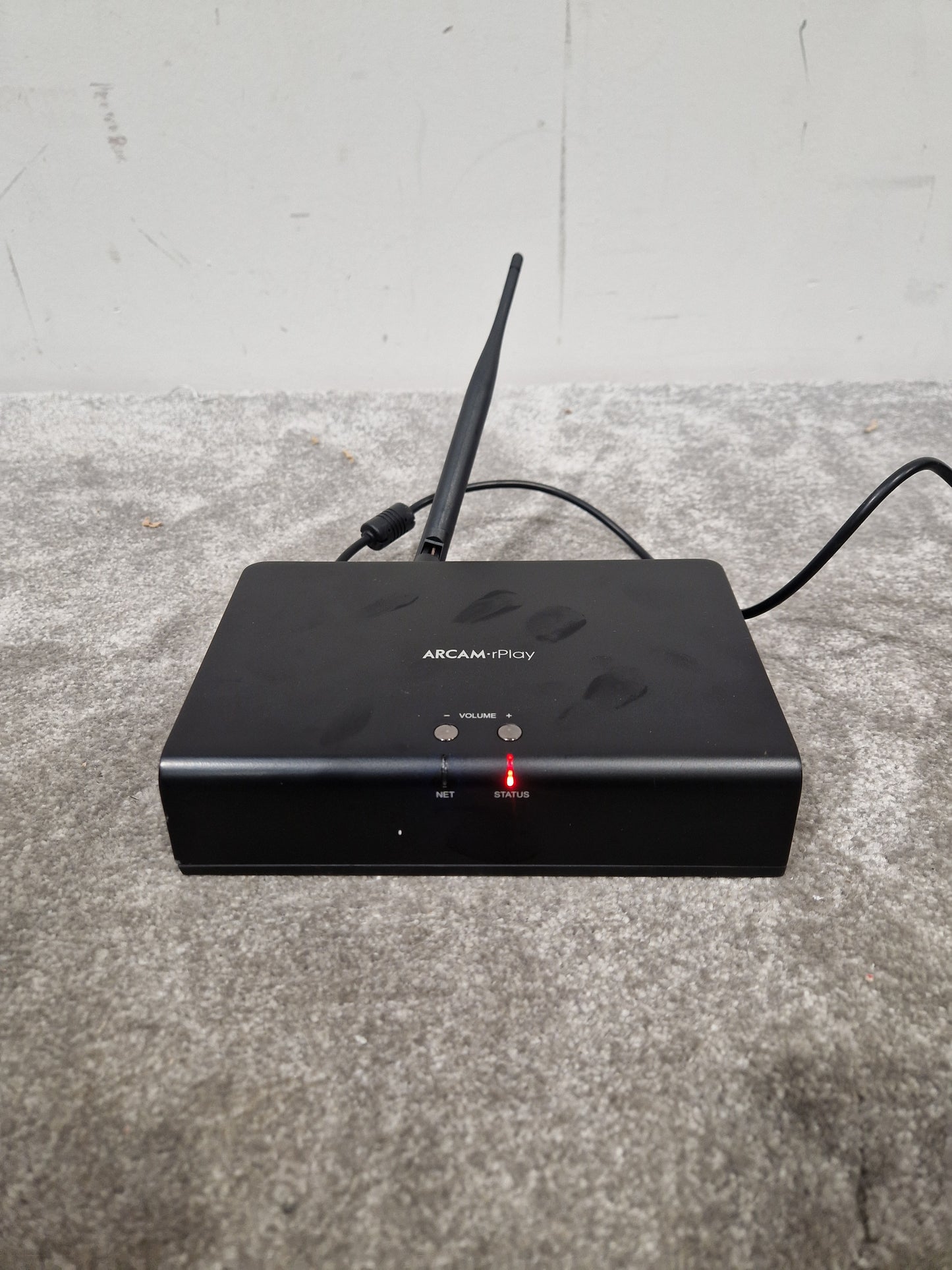 Arcam R Play - Wireless Music Streamer - Excellent w/ Power Supply