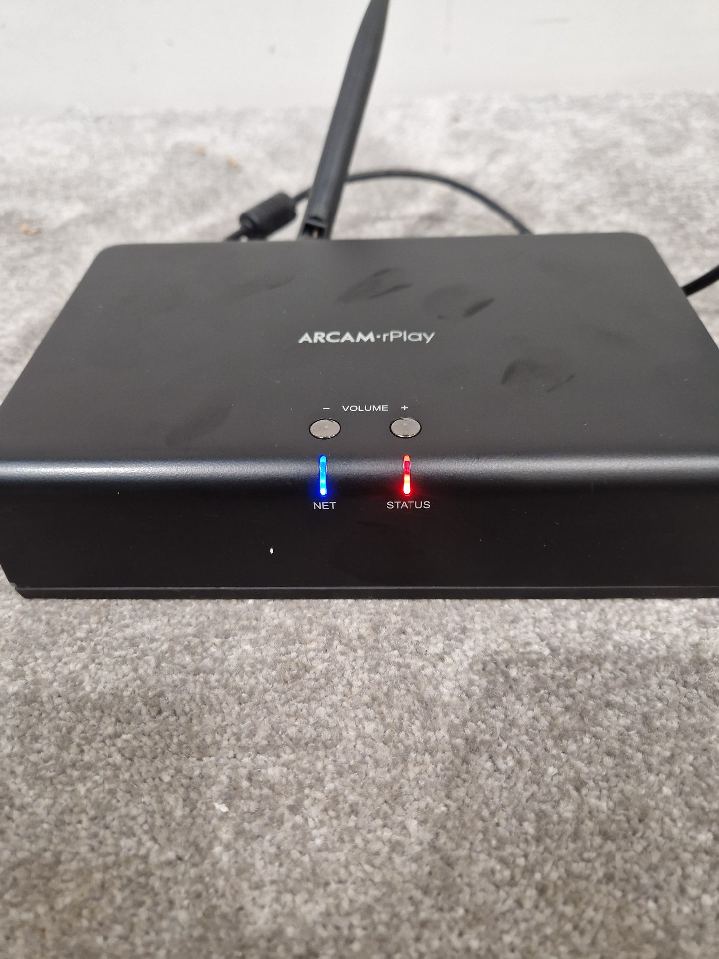 Arcam R Play - Wireless Music Streamer - Excellent w/ Power Supply