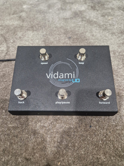 UO Vidami - Hands-Free Video Controller - Excellent