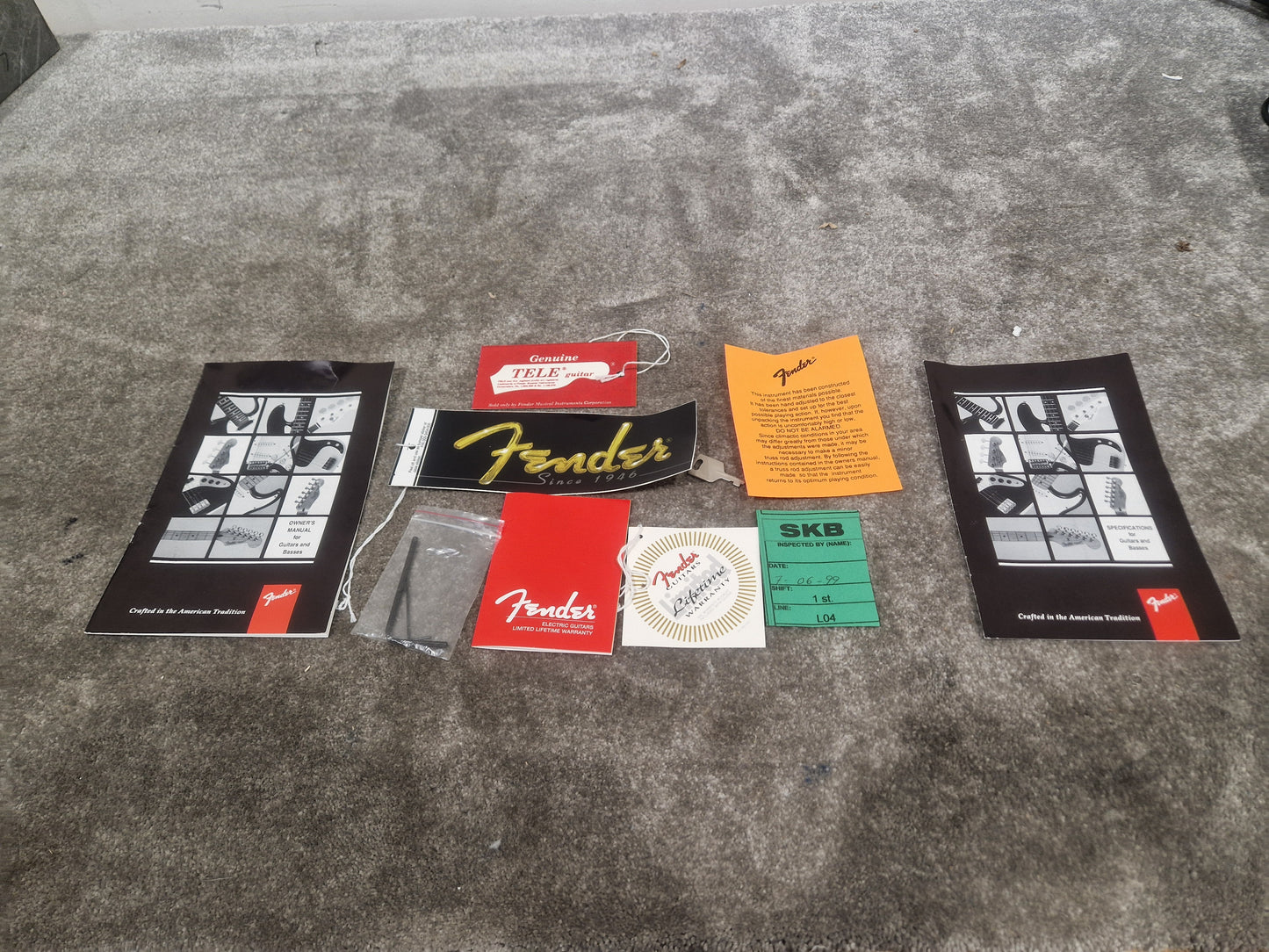 Fender Telecaster American 1999 Natural Finish S/N N9385786 - Solid Body Electric - Excellent w/ Hard Case