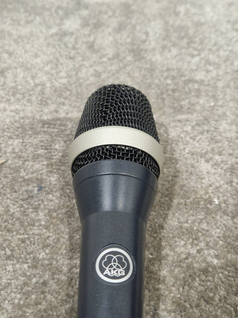 AKG D5 Dynamic Mic - Supercardioid Vocal Performance - Excellent w/ Soft Case & Mic Holder - Image 4