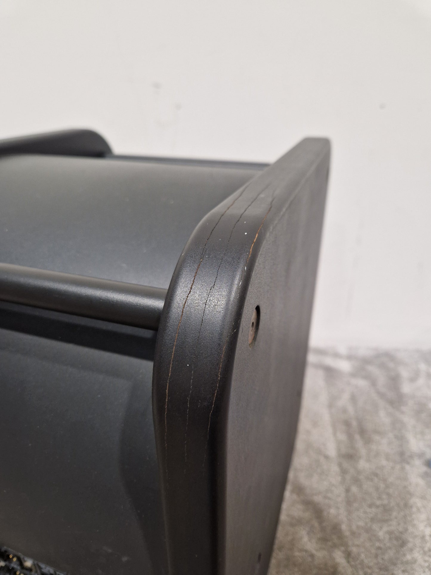 Genelec 7060B Active Subwoofer - Precise Bass Response - Very Good w/ Power Supply