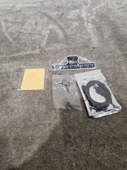 Starfavor 88 Key Keyboard Piano - Digital Performance Instrument - Excellent w/ Original Box & Power Supply