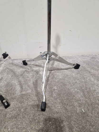 DW6000 Hardware - Lightweight Drum Stands- Excellent w/ Soft Case