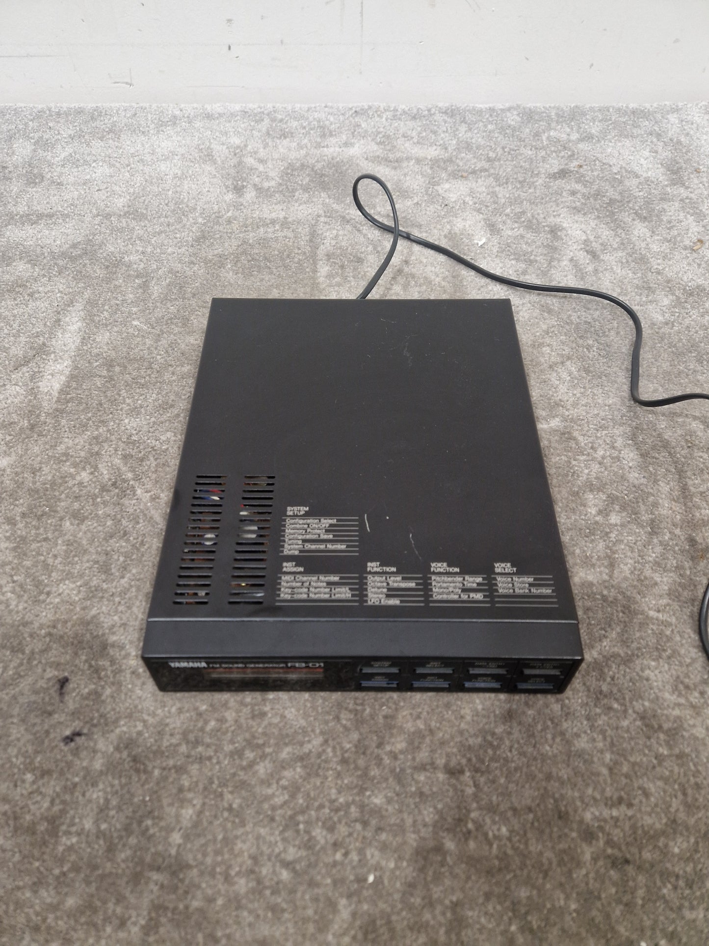 Yamaha FB-01 - FM Tone Generator Module - Very Good w/ Power Supply & Pedal