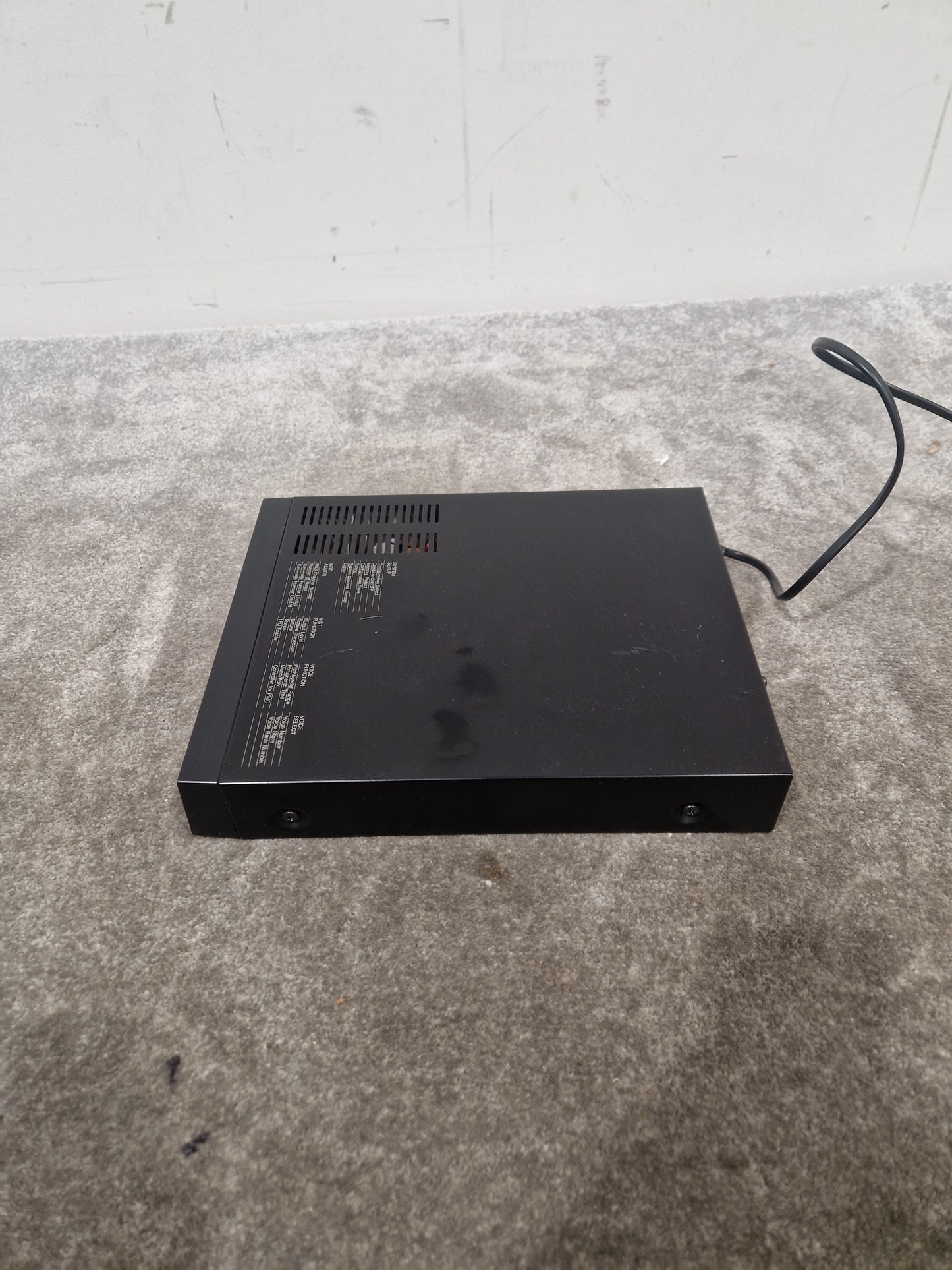 Yamaha FB-01 - FM Tone Generator Module - Very Good w/ Power Supply & Pedal