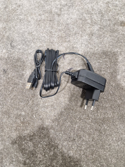 Hotone Omni Acoustic Simulator - Authentic Acoustic Tones - Excellent w/ Original Box & Power Supply