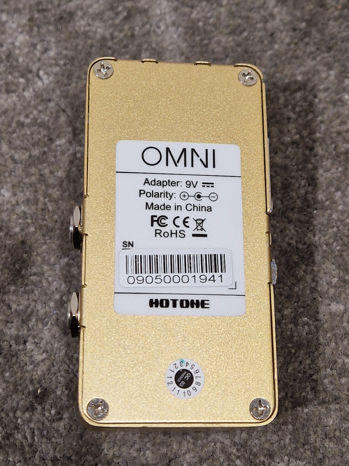 Hotone Omni Acoustic Simulator - Authentic Acoustic Tones - Excellent w/ Original Box & Power Supply